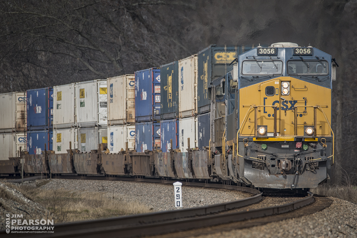 January 7, 2016 - CSX hot intermodal Q021 rounds Edgewood Curve at Slaughters, Ky as it heads south on the Henderson Subdivision. - Tech Info: 1/1250 | f/6 | ISO 500 | Lens: Sigma 150-600 @ 500mm with a Nikon D800 shot and processed in RAW.