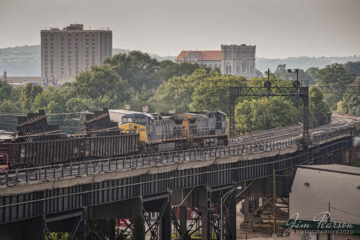 WEB-08.08.09 CSXT 154 Leads SB Work Train at Covington, Ky