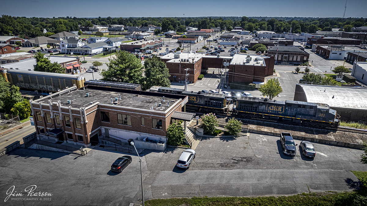 CSX Intermodal I025 Passes The Old Louisville And Nashville Railroad ...