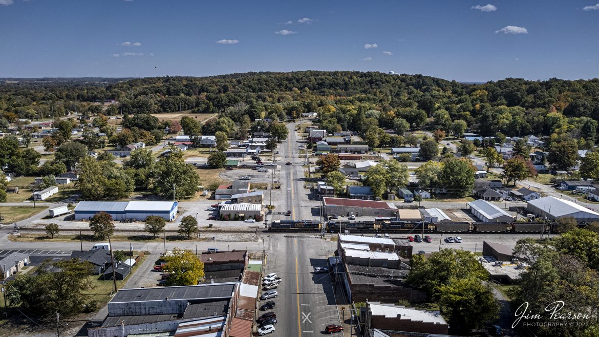 CSXT 6284 leads E164 (doubled up empty coal train) as it passes through the crossing in downtown Sebree, Kentucky, northbound on October 13th, 2022, on the Henderson Subdivision. 

Tech Info: DJI Mavic Air 2S Drone, RAW, 22mm, f/2.8, 1/2500, ISO 100, -.7stops.

#trainphotography #railroadphotography #trains #railways #dronephotography #trainphotographer #railroadphotographer #jimpearsonphotography