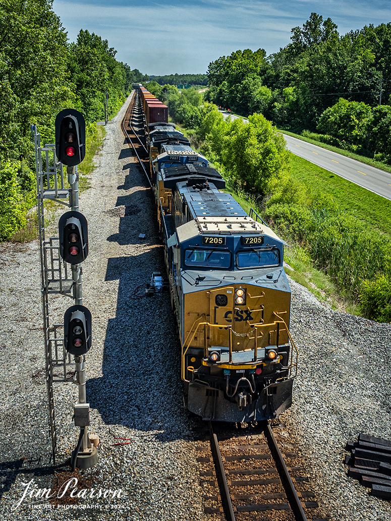 CSXT 7205 leads CSX hot Intermodal I025 as it passes the signals at the south end of Romney at Nortonville, Kentucky as they head south on July 2nd, 2024, on the CSX Henderson Subdivision. 

Info: DJI Mavic 3 Classic Drone, RAW, 22mm, f/2.8, 1/1600, ISO 110.

#railroad #railroads #train #trains #bestphoto #railroadengines #picturesoftrains #picturesofrailway #bestphotograph #photographyoftrains #trainphotography #JimPearsonPhotography #trendingphoto #csxt #trainsfromadrone