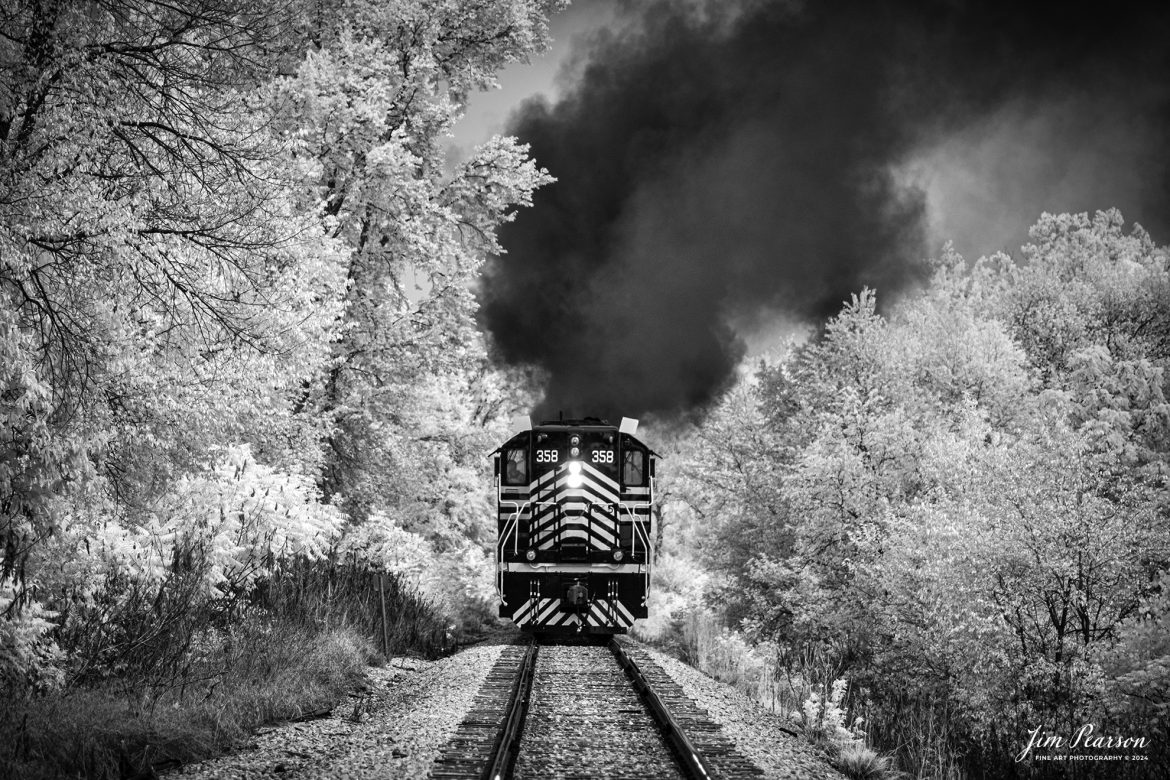 In this week’s Saturday Infrared photo, we catch Nickel Plate Road 358 as it brings up the rear of the Victory Train being pulled by Nickel Plate Road steam engine 765 as they head toward Angola, Indiana on August 31st, 2024. I love how the steam from 765 makes it look like it’s coming from 358, which will be used to pull the passenger train back to Pleasant Lake, IN on their next run.

Tech Info: Fuji XT-1, RAW, Converted to 720nm B&W IR, Nikon 70-300 @210mm, f/5.6, 1/180, ISO 210.

#trainphotography #railroadphotography #trains #railways #jimpearsonphotography #infraredtrainphotography #infraredphotography #trainphotographer #railroadphotographer #infaredtrainphotography #nkp358 #trending