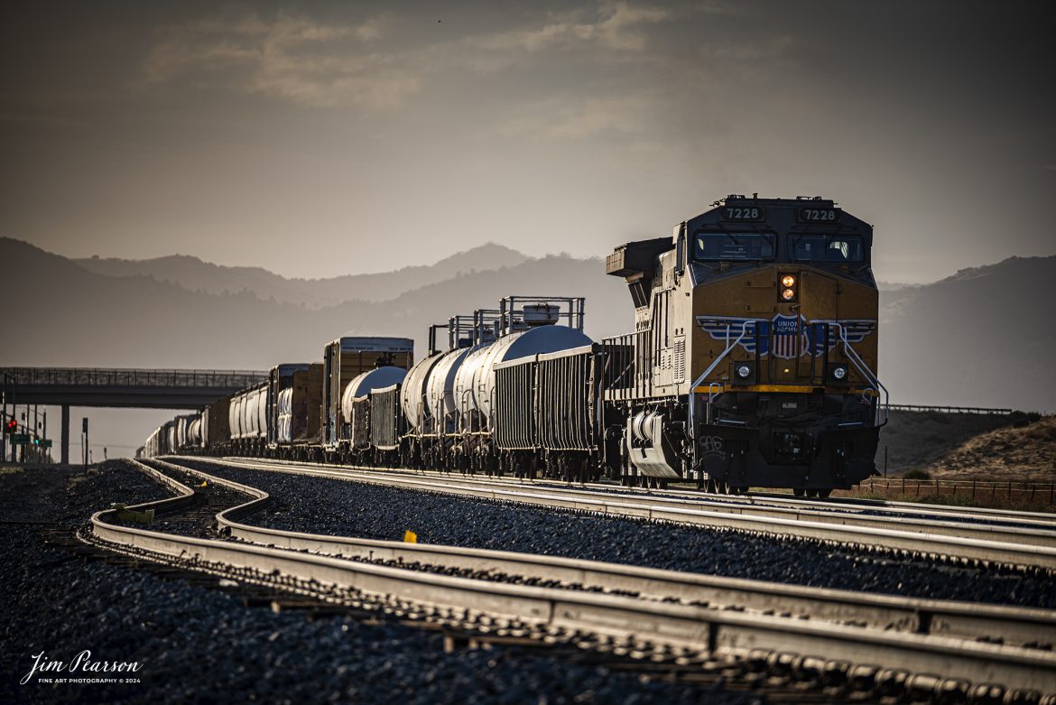 September 18th, 2024, Union Pacific 7228 brings up the rear as a DPU on a southbound freight headed into Tehachapi, California, on the Union Pacific Mojave Subdivision on a beautiful summer evening.

Tech Info: Nikon D810, RAW, Nikon 70-300 @ 240mm, f/5.6, 1/640, ISO 90.

#railroad #railroads #train, #trains #railway #railway #steamtrains #railtransport #railroadengines #picturesoftrains #picturesofrailways #besttrainphotograph #bestphoto #photographyoftrains #bestsoldpicture #JimPearsonPhotography