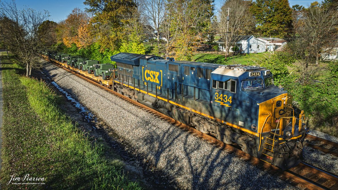 CSXT 3434 leads M647 with a very long string of military vehicles as they head south through Robards, Kentucky on November 12th, 2024, on the CSX Henderson Subdivision.

Tech Info: DJI Mavic 3 Classic Drone, RAW, 24mm, f/5, 1/1000, ISO 110.

#besttrainphotograph #bestphoto #photographyoftrains #bestsoldpicture #JimPearsonPhotography